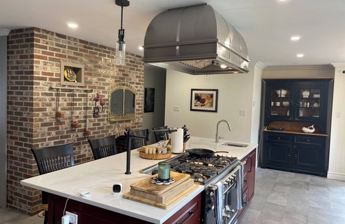North River Casa | Executive Estate / Hobby Ranch in North River AVAILABLE FOR CANADA GAMES