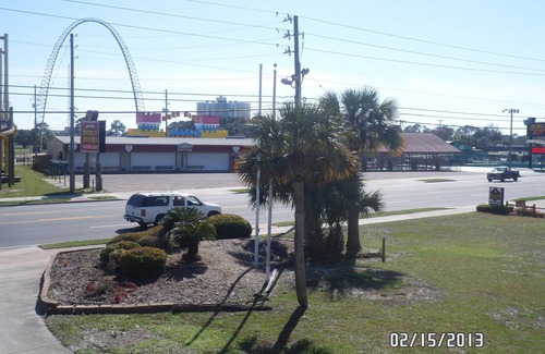 Panama City Beach Hotel | Executive Inn Panama City Beach, FL