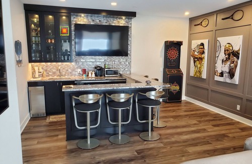 Oconomowoc Casa | Executive Lake House and Golf Retreat overlooking the main lake