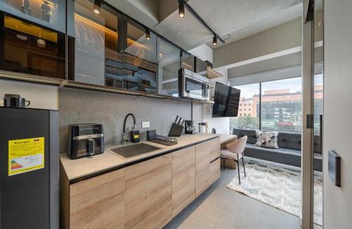 Calle 100 Apartamento | Executive Loft in Chicó Norte, Modern & Central