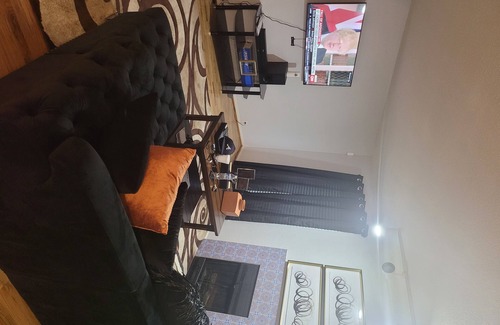 Woodlake - Briar Meadow Condominio | Executive Luxe 2 bed 1/2 Condo fab unit