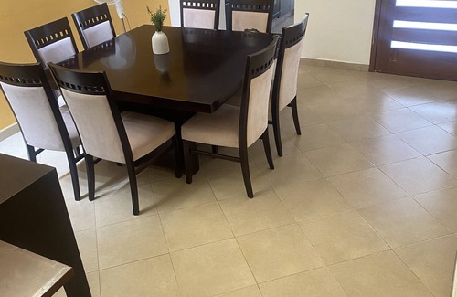 Aguascalientes Casa | Casa Completa Ejecutiva Moderna y Acogedora/ Cozy and Clean Home near Downtown