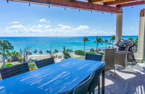 Zazil-ha Casa | Executive Penthouse with unobstructed Views at The Elements by BRIC