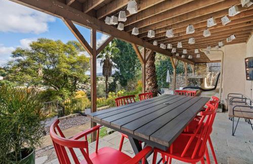Mount Helix Casa | Executive Retreat - Renovated - Spacious - Views
