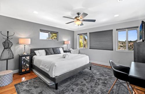 Mount Helix Casa | Executive Retreat - Renovated - Spacious - Views