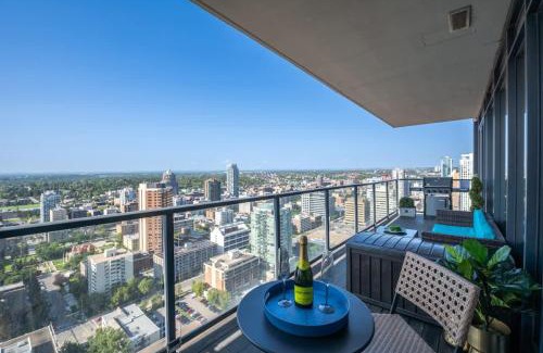 Connaught Casa | Executive Sky LUX - 2 BD 2BA Views Pool Patio & Gym