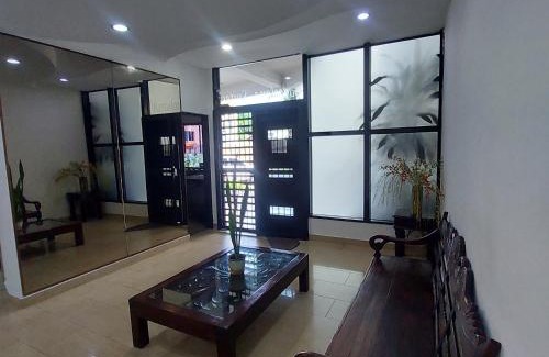 Naguanagua Apartamento | Executive suite in gastronomic district