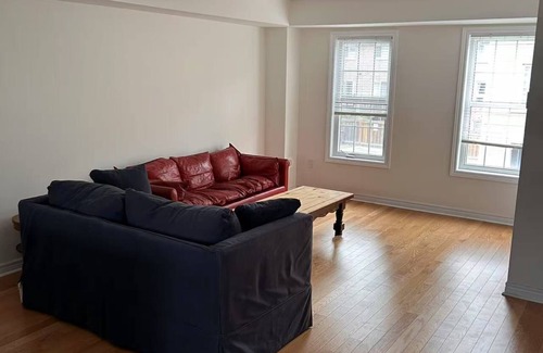 West Oak Trails Casa | Executive townhouse next to popular provincial park, 10 minutes walk