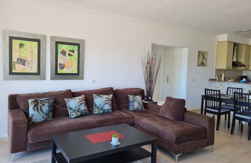 Orba Villa | Villa Ejecutivo de aire acondicionado con piscina privada, la montaña y vistas al mar