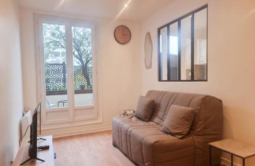 Montigny-le-Bretonneux Apartamento | ExigeHome - Appartement en plein centre-ville