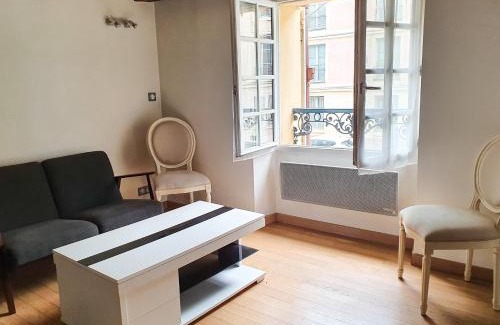 Saint-Louis Apartamento | EXIGEHOME-Studio Cosy à 2 pas du Chateau de Versailles