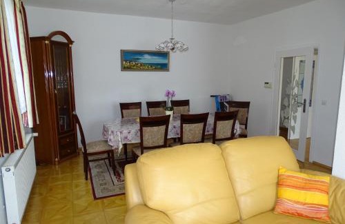 Nordhausen Apartamento | Exklusive Ferienwohnung für 5 Personen ca 100 m im EG