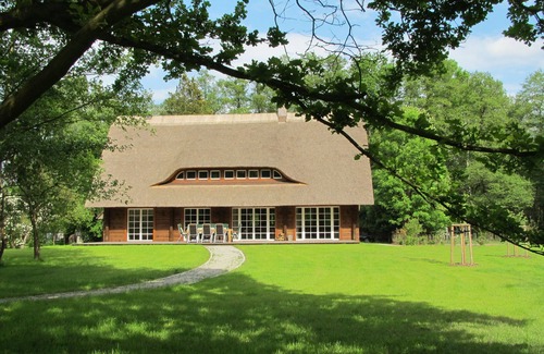 Kolonie Casa | Exklusive Woodhouse
