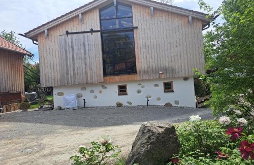 Gaißach Apartamento | Exklusives STALL-LOFT "ZUM PULVERER" - Naturdesign hinter historischen Mauern - AusZeit für 2 inmitten des Isarwinkels