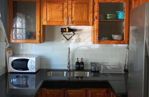 West Gate Hills Casa | Exotic 2 bedroom Westgate Hills