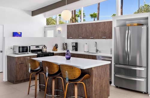 Racquet Club Estates Casa | Exotic Tropics - Mid-Century Oasis w/Pool & Casita