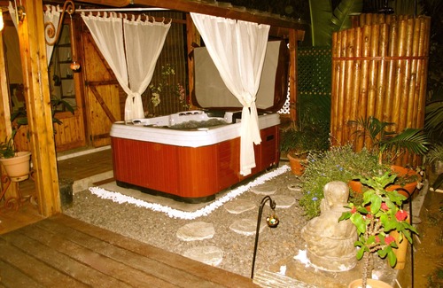 Bois d'Olives Casa | exótica villa de madera con jaccuzi privado