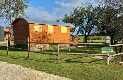Faverolles Casa | Expérience unique en roulotte au cœur du Berry - FR-1-591-761