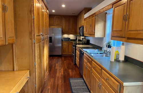 Chesapeake Beach Cabaña | Expansive Chesapeake Bay Views are amazing at this peaceful bluff-side cottage.