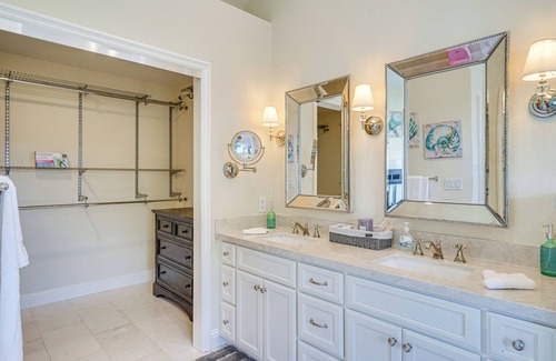 Tracy Casa | Expansive Tracy Home w/ Private Pool & Fire Pit!