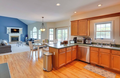 East Greenbush Casa | Expansive Upstate Home w/ Home Theater!