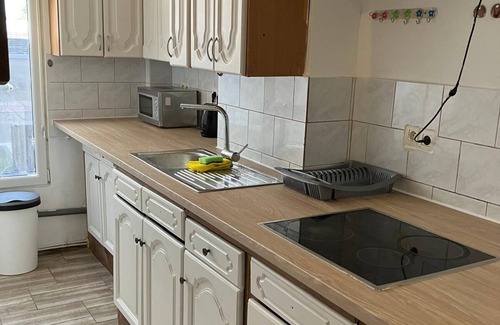 Hoevenen Apartamento | Expats House 10 Stabroek Belgium