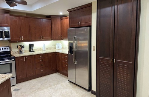 Barrio Los Faroles Condominio | EXPECT THE BEST! 3BR2BA Ocean, Beachfront, 1st Floor, Walk out to Pool and Beach
