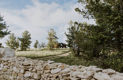 Cody Casa | Cedar / Spirit Mountain Retreat: ¡500 acres solo para ti!