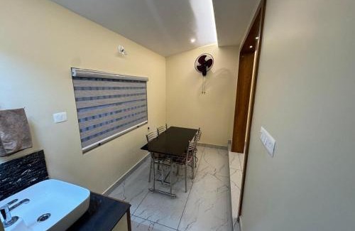 Talipparamba Apartamento | Experience Authentic Kerala at Kurinjirappallil