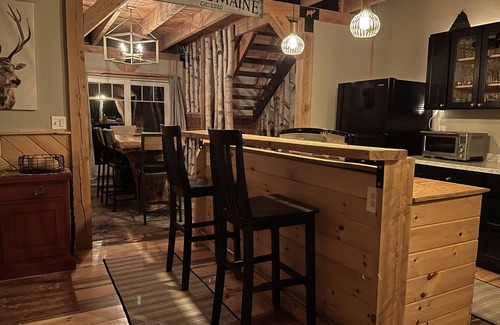 Milton Chalet De Esquí | Experience Bethel charm near Sunday River