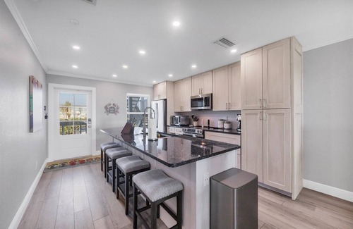 Boca Grande Condominio | Experience Boca Grande North #38, a stunning 2-bedroom condo the sleeps 5