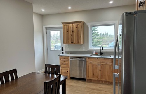 Wasagaming Cabina | Experience Clear Lake from this prime location