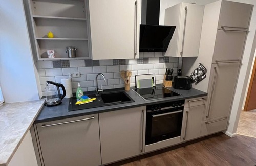 Ostliche Altstadt Apartamento | "Experience Comfort and Relaxation in Our Apartment BERNSTEIN!"