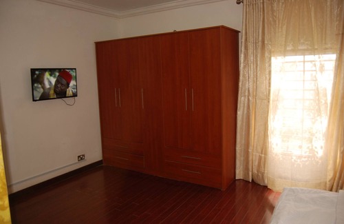 Abuja Hotel | Experiencia Comfort @ Kings Court Hotel, Abuja Buena ubicación, buen personal, buenas habitaciones