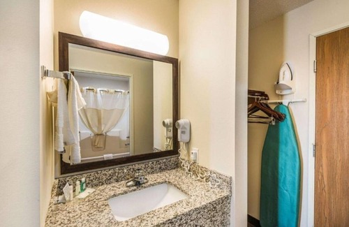Eldridge Casa | Experience dependable, friendly service for a great value
