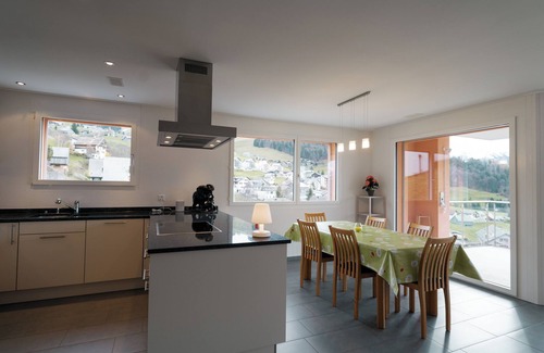 Amden Apartamento | "Experience Elegance and Comfort at Apartment Elona in Amden, Switzerland!"