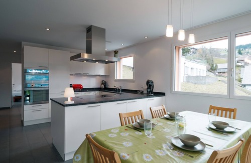 Amden Apartamento | "Experience Elegance and Comfort at Apartment Elona in Amden, Switzerland!"
