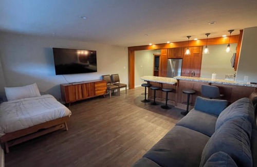 Redway Apartamento | Experience Humboldt County Redwoods, Clean, Cozy, Private Yard 420 Friendly
