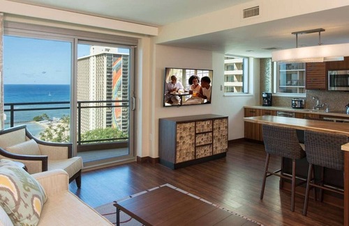 Waikiki Complejo | Experience Island Paradise at The Grand Islander by Hilton - 2 Bd. Ocean View
