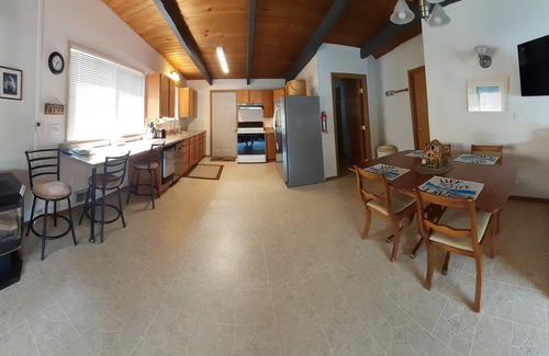 Eatonville Casa | Experimente Lake Life para sus próximas vacaciones cerca del monte. Más lluvioso