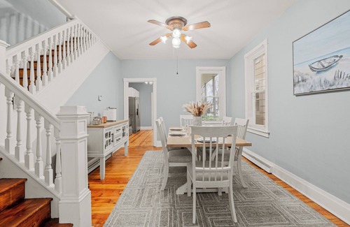 Annville Casa | "Experience Luxurious Living: Remodeled Duplex Retreat Awaits You in Anneville