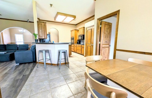 Norman Casa | Experience Norman living near University