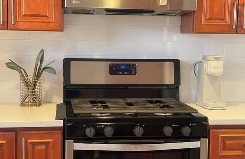 Commack Apartamento | Experience Our First Vrbo Magic!!!!