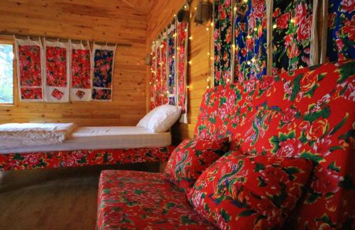 Sa Pa Chalet De Esquí | Experience our #happylife, the deluxe Bungalow!