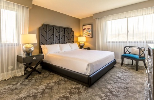 Waikiki Complejo | Experience Paradise at Aston Waikiki Beach Tower - 2 Bedroom Sleeps 6