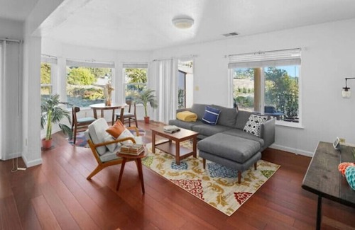 Evergreen Casa | Experience Ranch living with City views