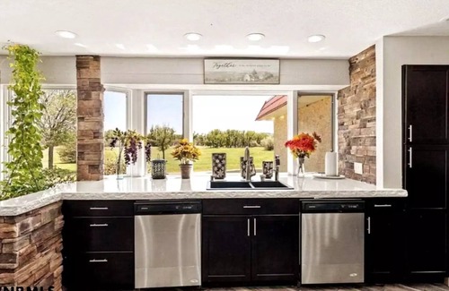 Scottsbluff Casa | Scottsbluff Luxury 5-Star Home Private Lake Weekly/Monthly Discounts