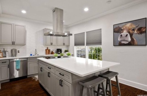 Highland Park Casa | Experience Serenity in a 4BR 3BA Downtown Home