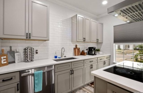 Highland Park Casa | Experience Serenity in a 4BR 3BA Downtown Home