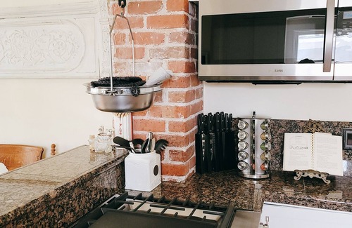 Lodi Casa | Experience The Americana - Walk to Downtown Lodi
